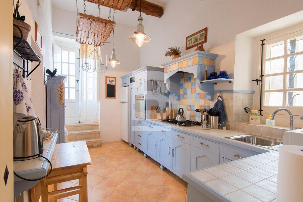 P_003501_4_SF_Kitchen_3_preview.
