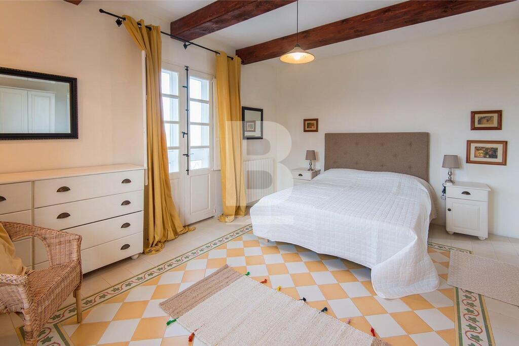 P_003501_7_SF_Master_Bedroom_2_3