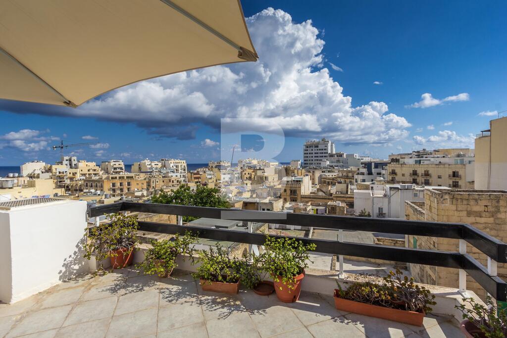 2 bed Penthouse for rent - Image 1