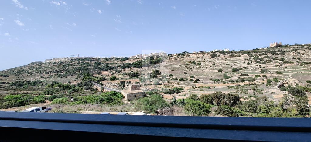 3 bed Apartment for rent - Image 1