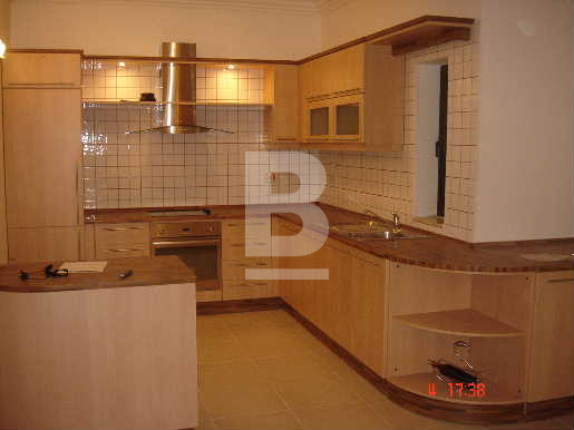 3 bed Apartment for rent - Image 1