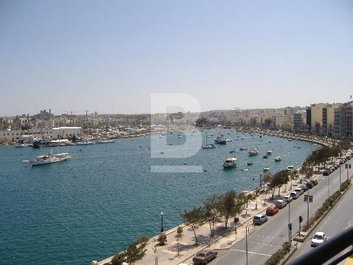 3 bed Apartment for rent - Image 1