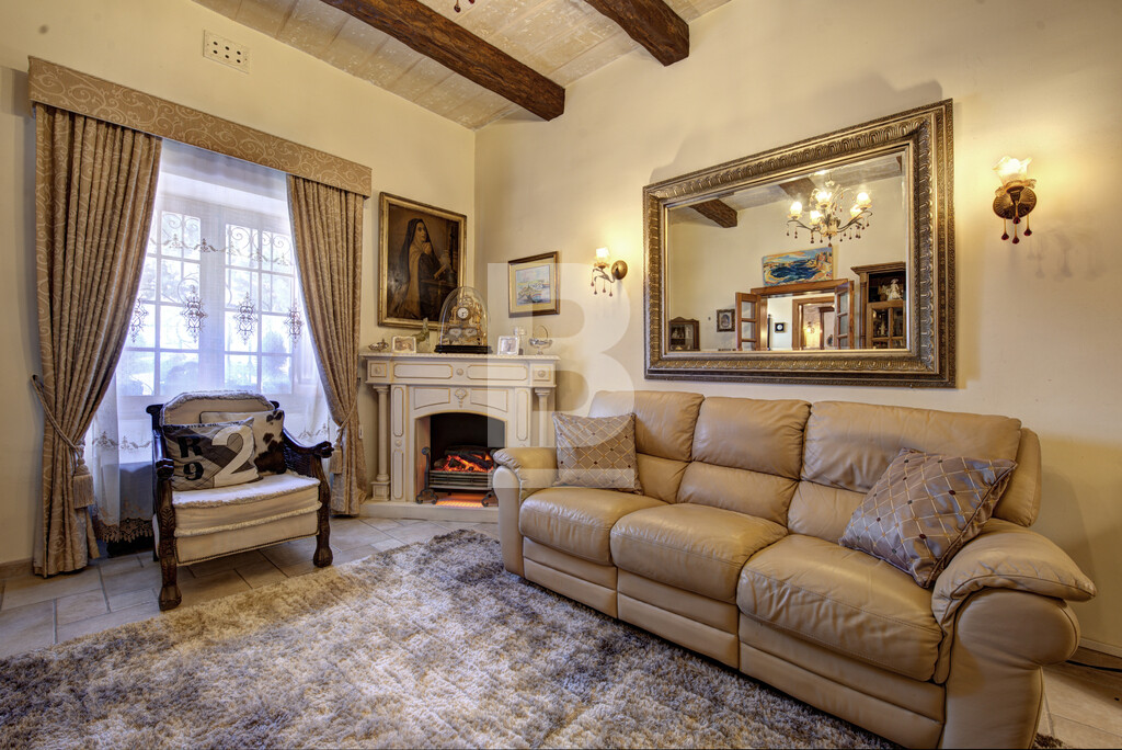 3 bed Houses of Character for rent - Image 1