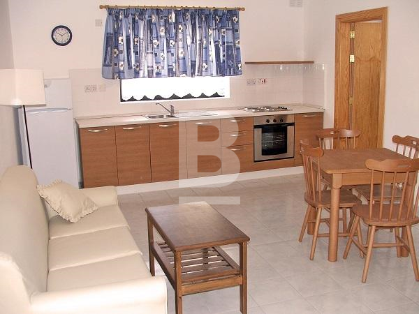 P_012682_Front_1_-_Kitch.Liv.Din