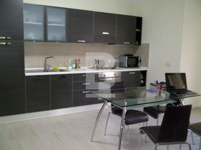 1 bed Apartment for rent - Image 1