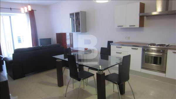 3 bed Apartment for rent - Image 1