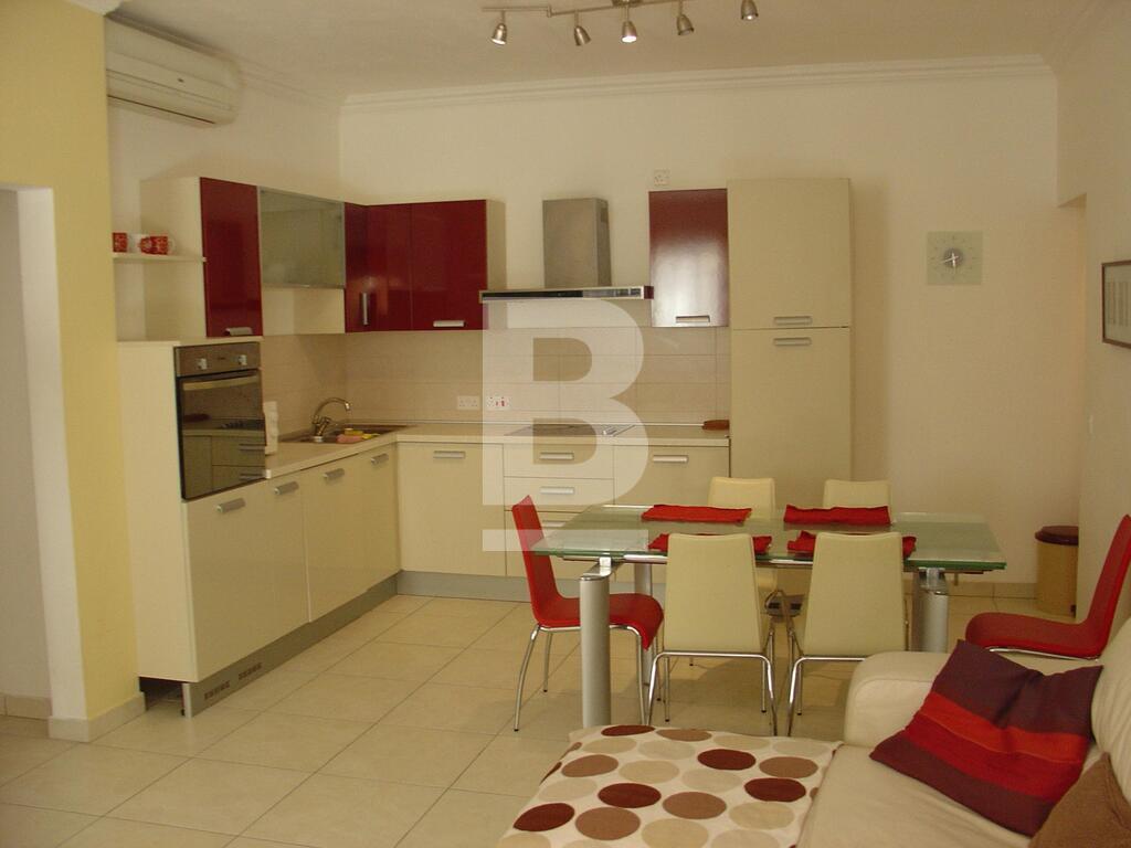 3 bed Maisonette for rent - Image 1