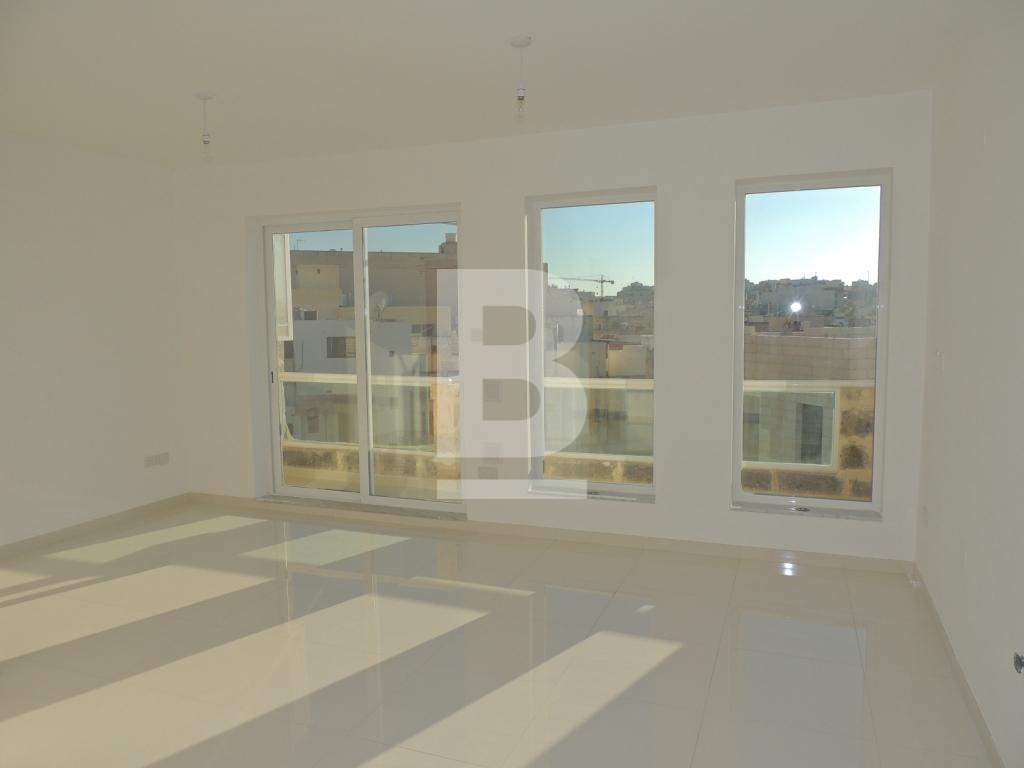 P_016139_35._separate_flat_or_1_