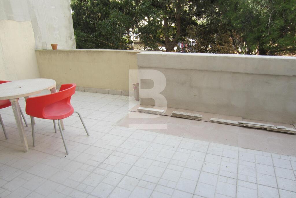 2 bed Apartment for rent - Image 1