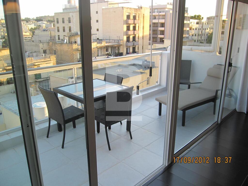 2 bed Apartment for rent - Image 1