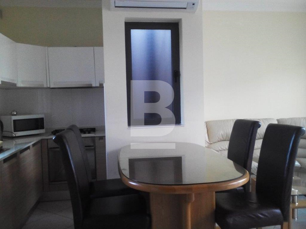 3 bed Penthouse for rent - Image 1