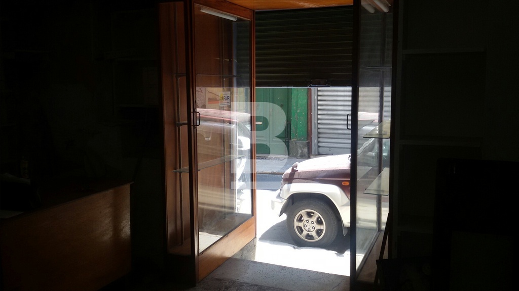 Independent Outlet for rent - Image 1