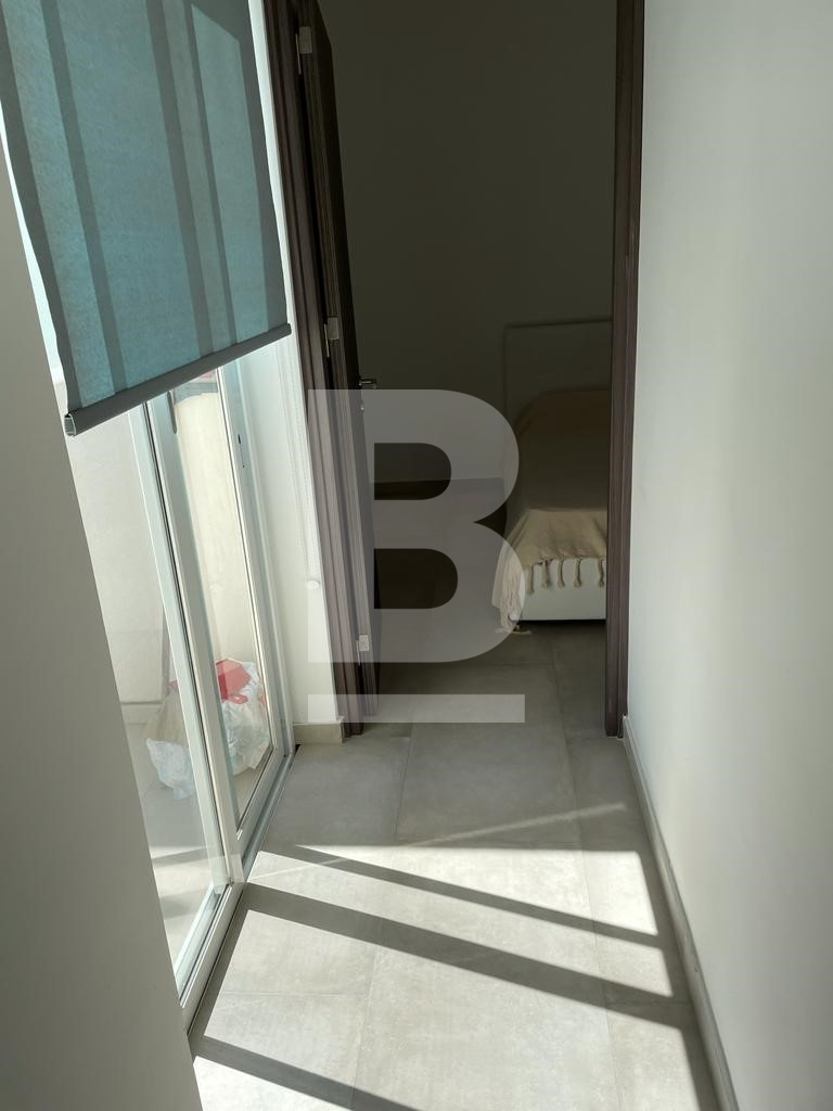 P_021653_CORRIDOR_B.jpg