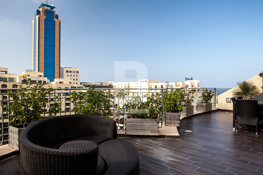 3 bed Penthouse for Sale - Image 1
