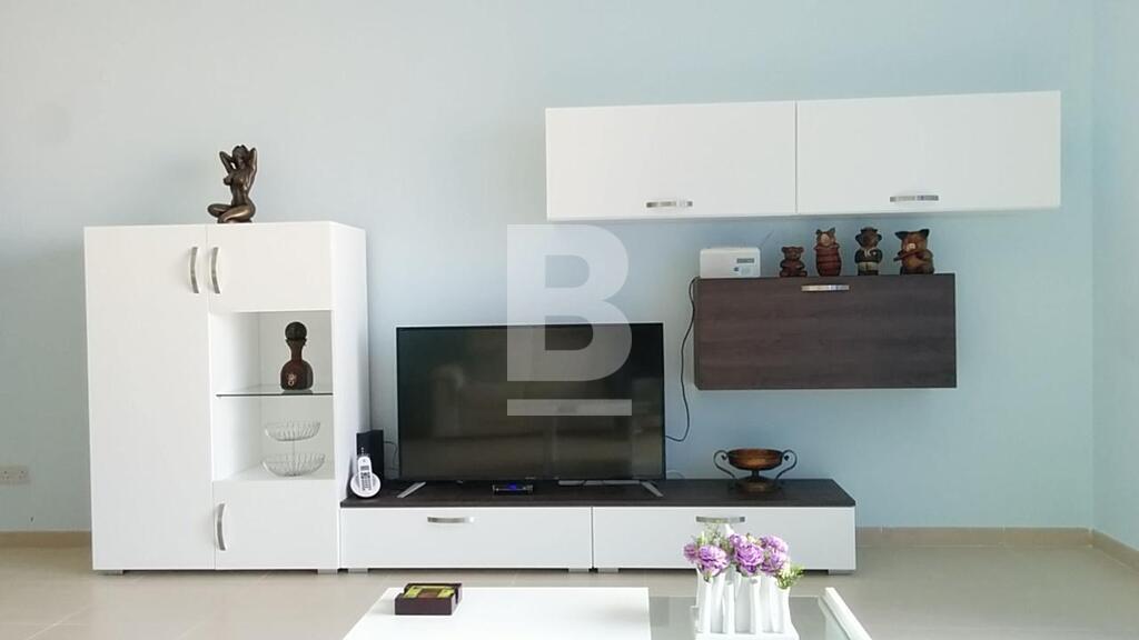 P_022603_C_-_50inch_TV.jpg