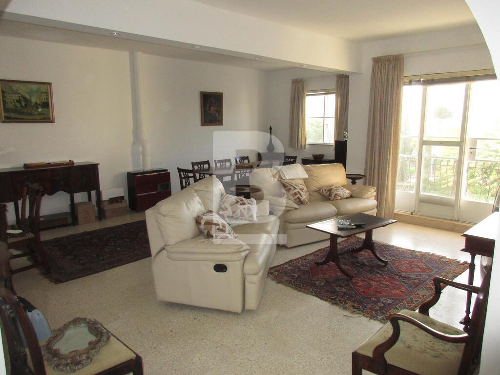 P_022781_Living_Dining_Area_(2).