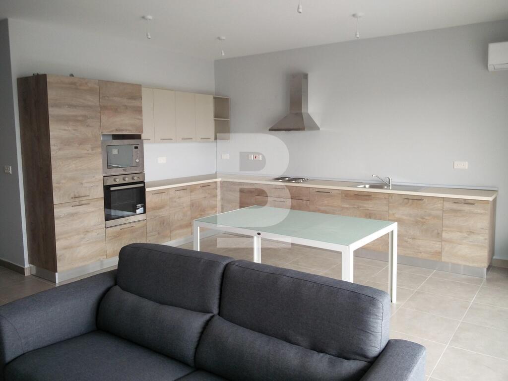 3 bed Apartment for rent - Image 1