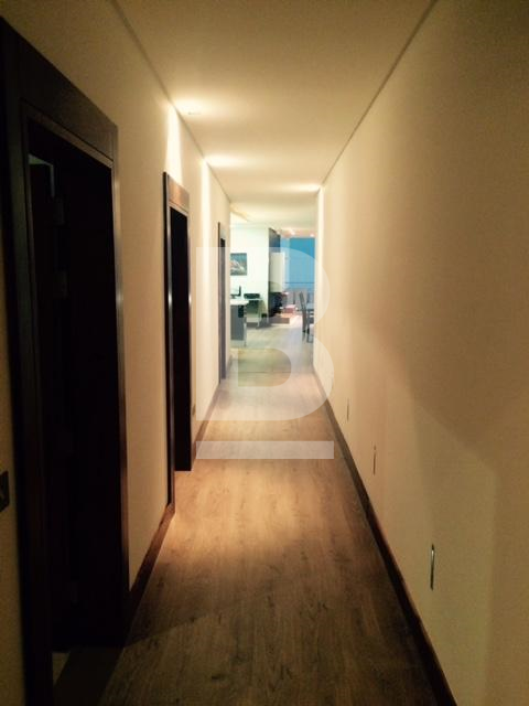 P_130372_Corridor.jpg