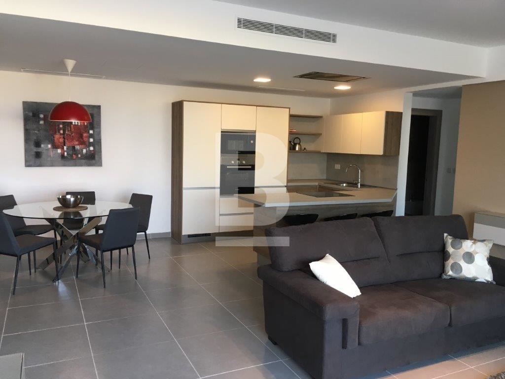 P_131879_4_Open_plan_area.jpg