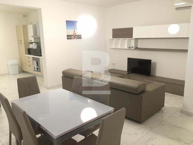 3 bed Maisonette for rent - Image 1