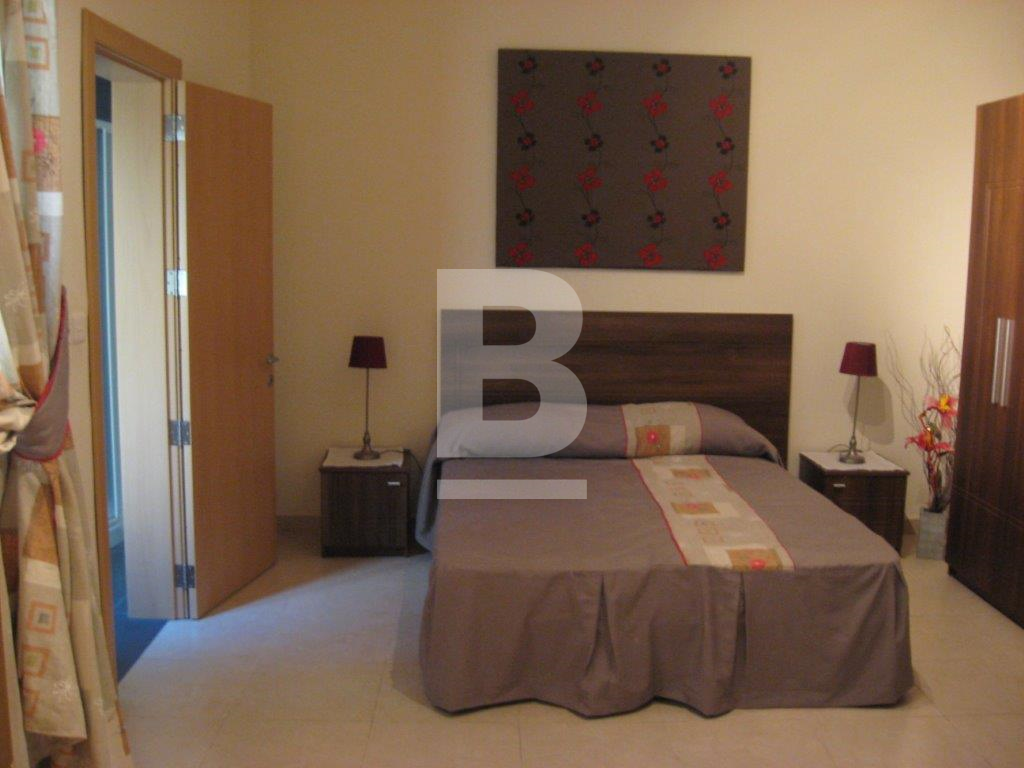 P_132970_BEDROOM_1_-_1.jpg