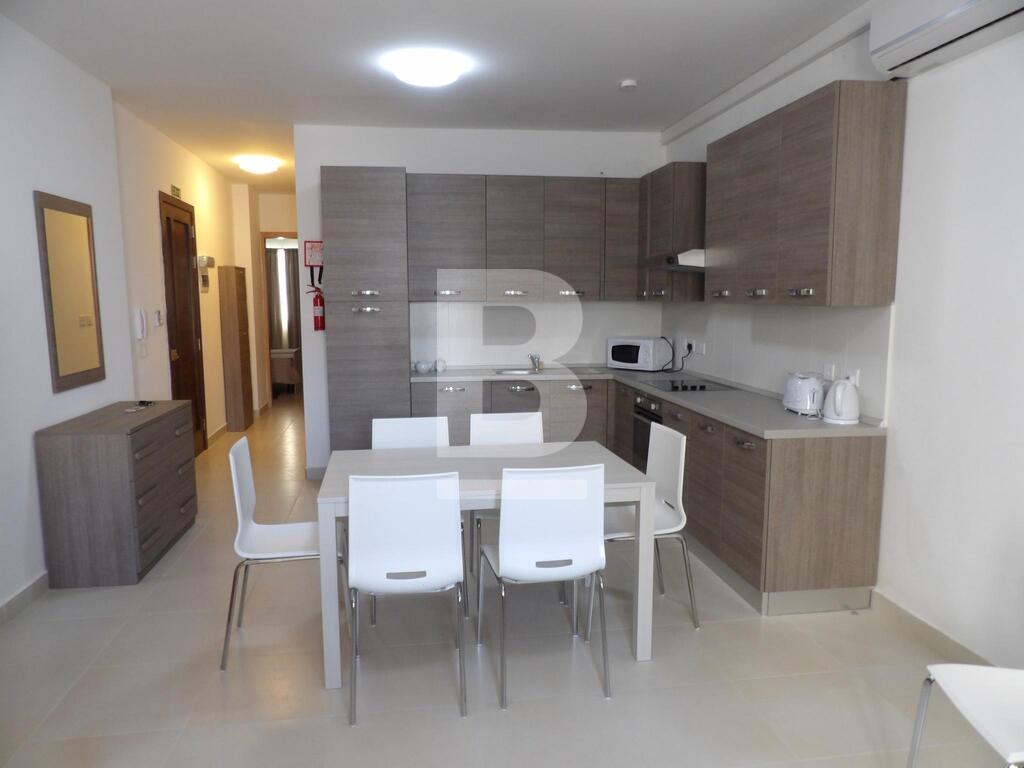3 bed Apartment for rent - Image 1