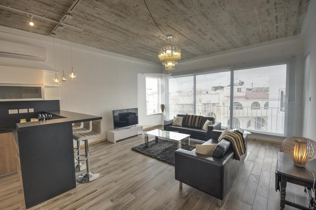 2 bed Apartment for rent - Image 1