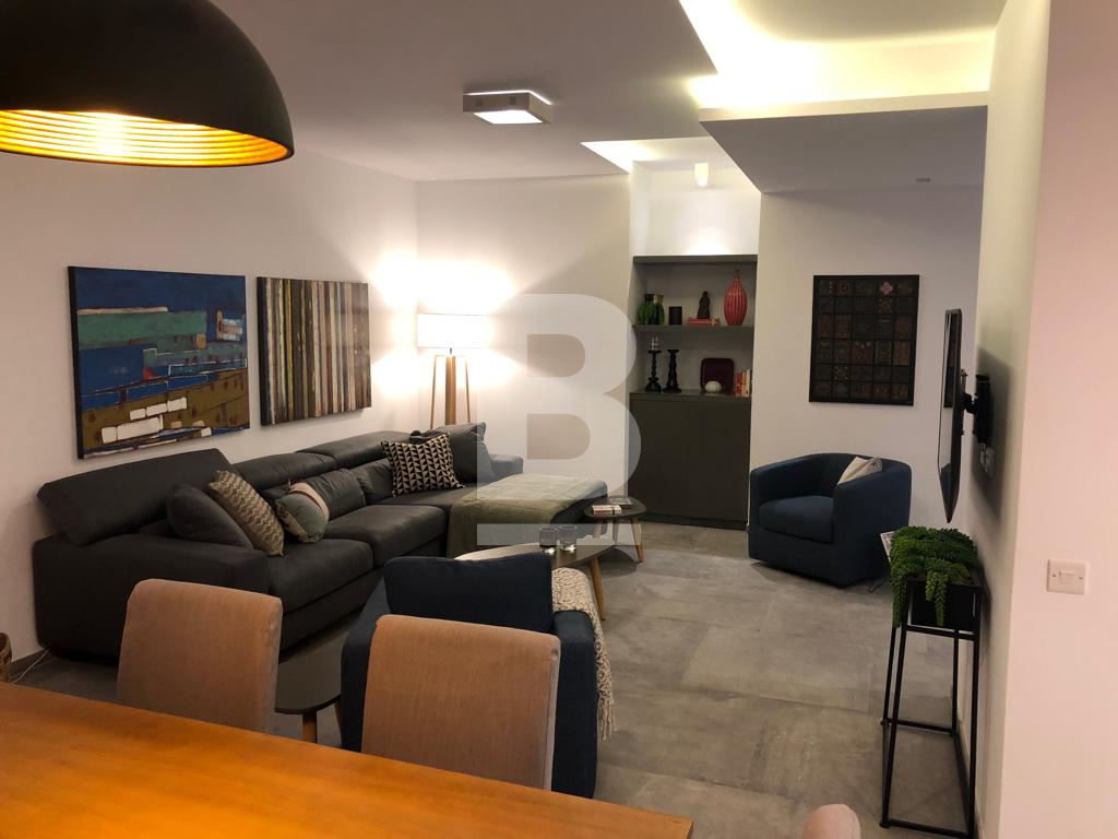 3 bed Apartment for rent - Image 1