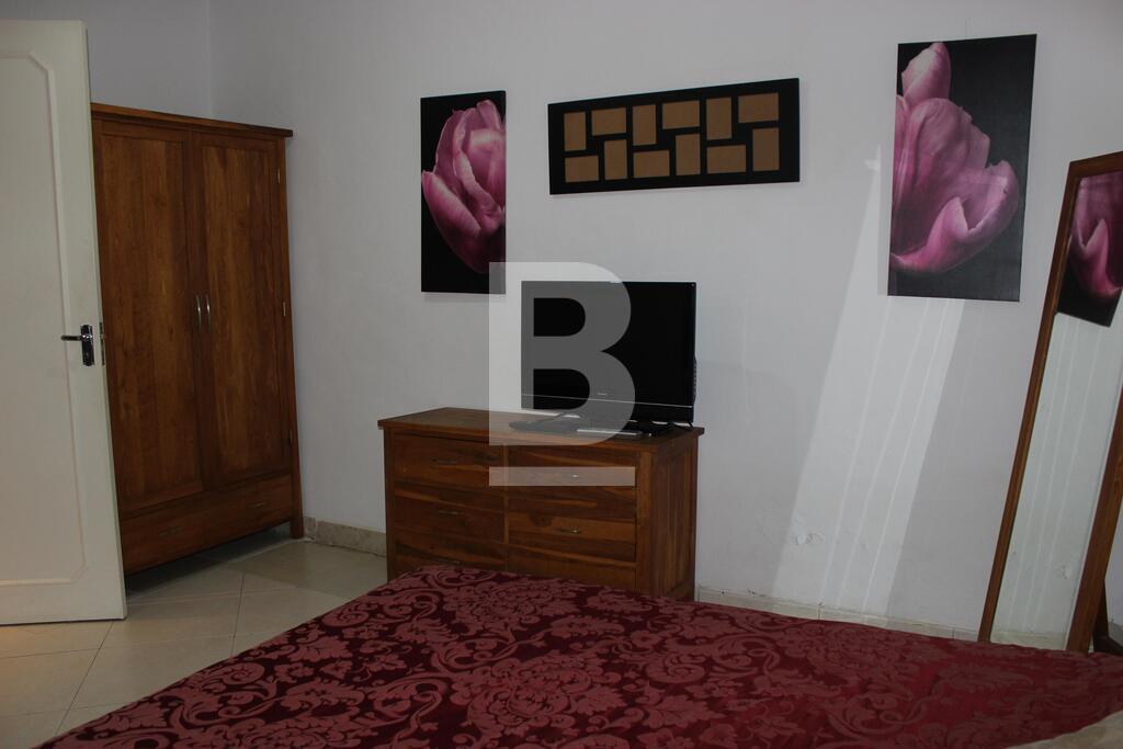 P_136165_2._Master_Bedroom_(3).J