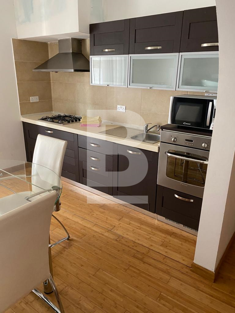 3 bed Apartment for rent - Image 1