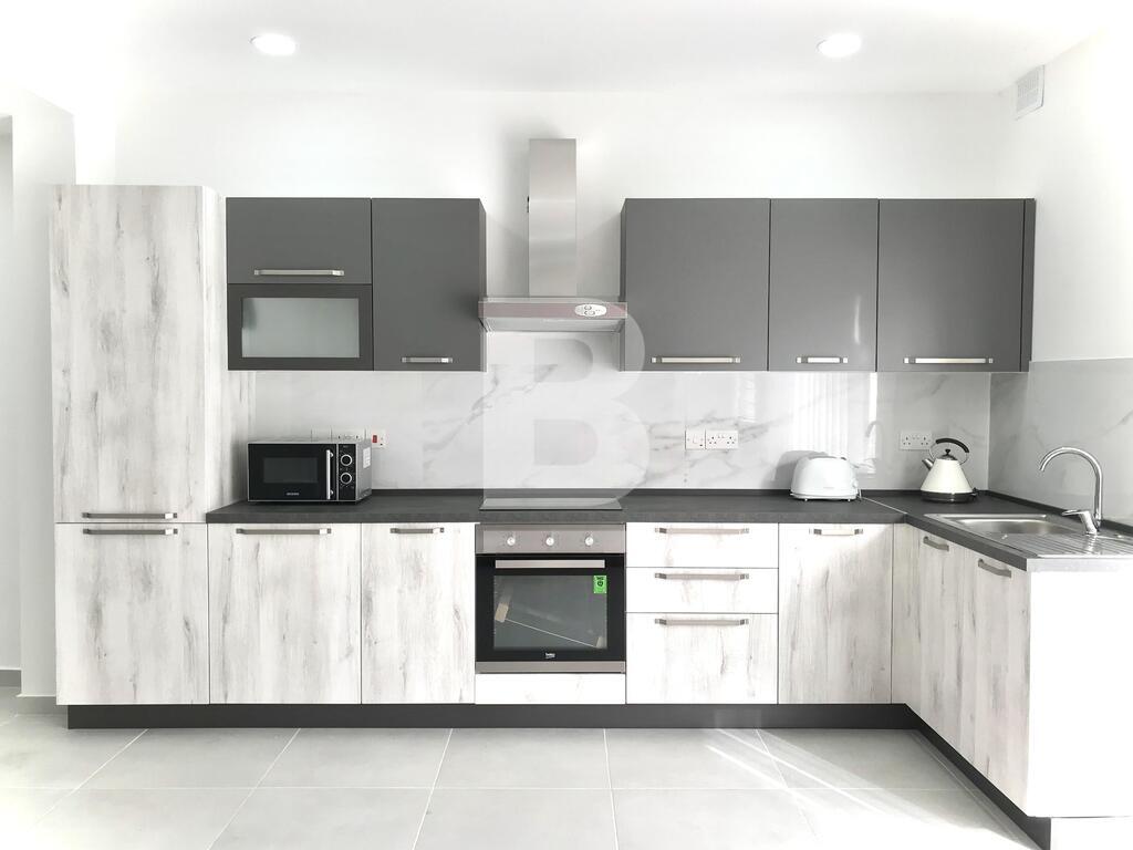 3 bed Apartment for rent - Image 1