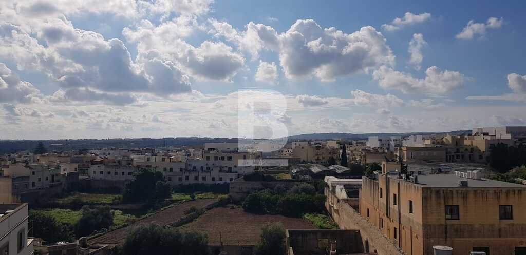 3 bed Penthouse for rent - Image 1