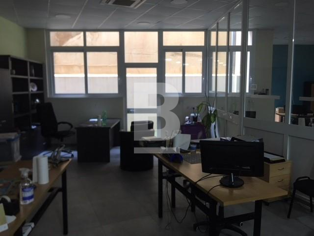 P_136922_Open_Plan_Offices_2.jpg