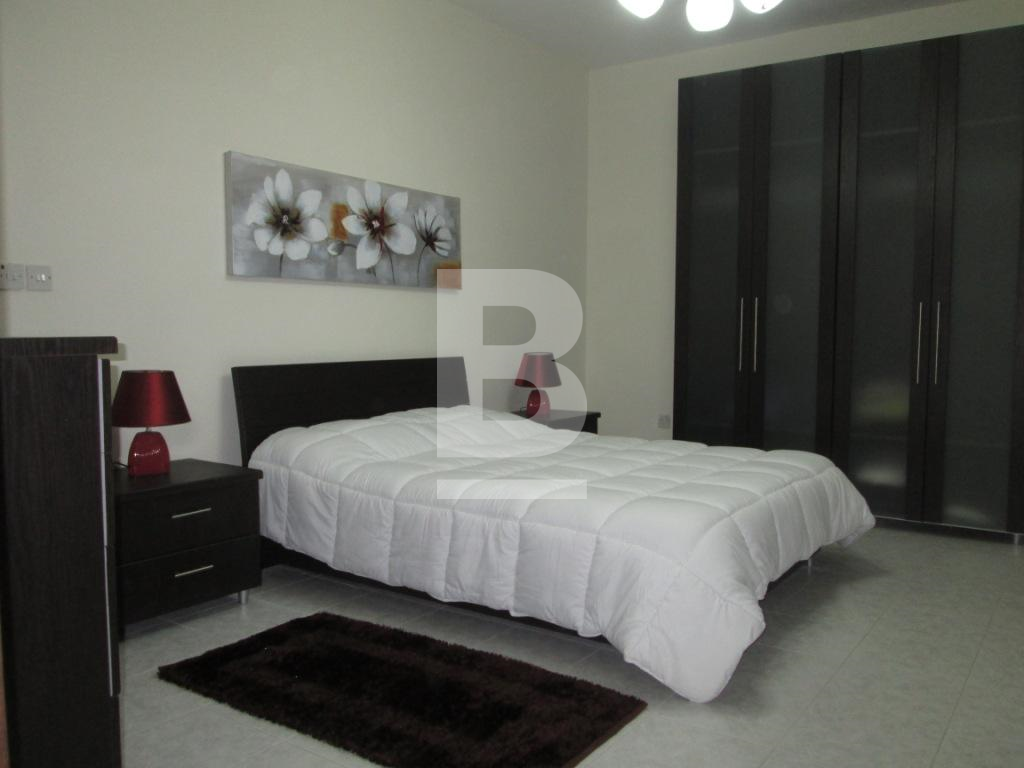 P_137645_dg_flat_1_f.jpg