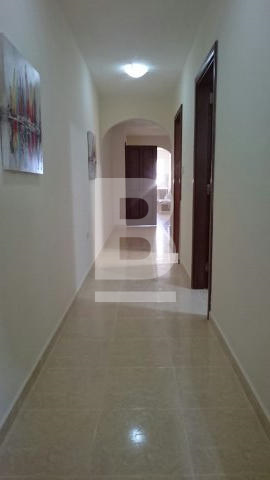 P_301580_Corridor.jpg