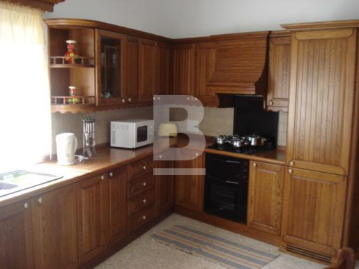 3 bed Apartment for rent - Image 1