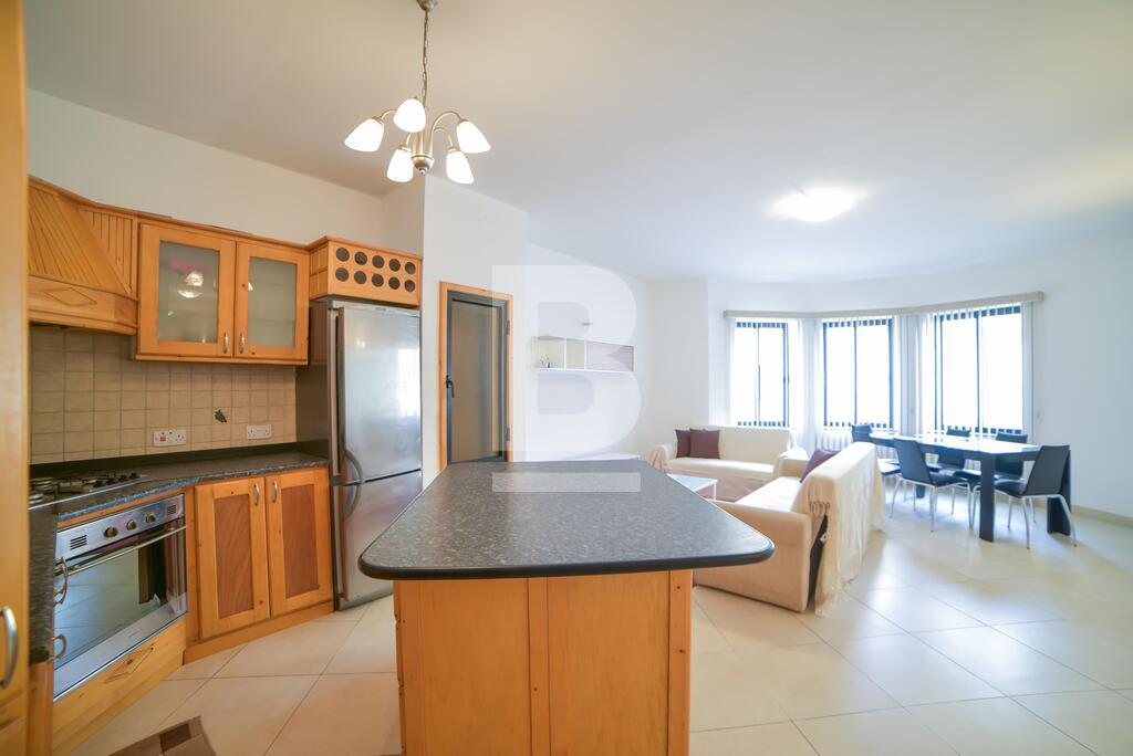 3 bed Apartment for rent - Image 1
