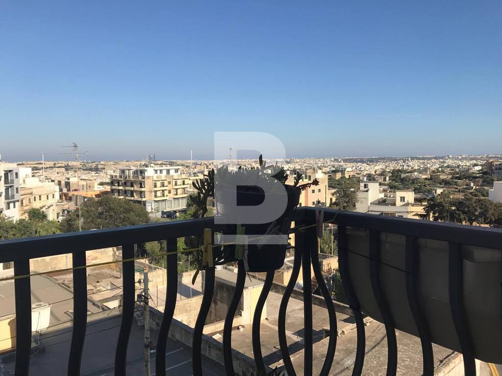 3 bed Apartment for rent - Image 1