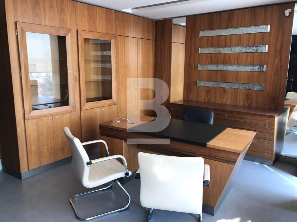 Office for rent - Image 1