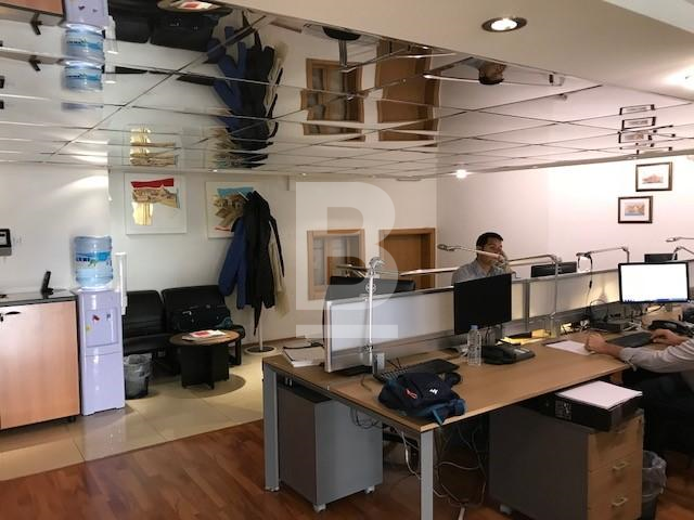 P_303187_office_interior_2.jpg