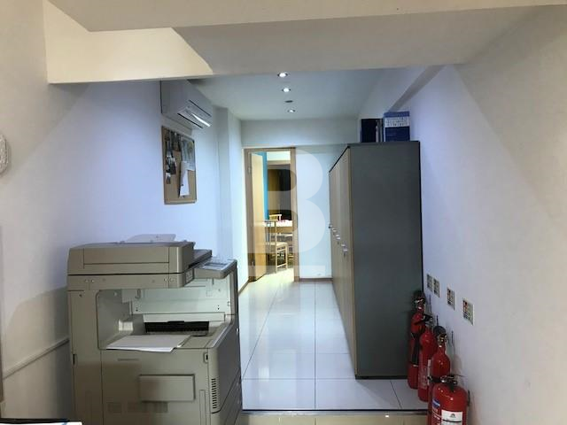 P_303187_office_interior_5.jpg