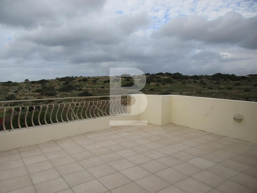 2 bed Penthouse for rent - Image 1
