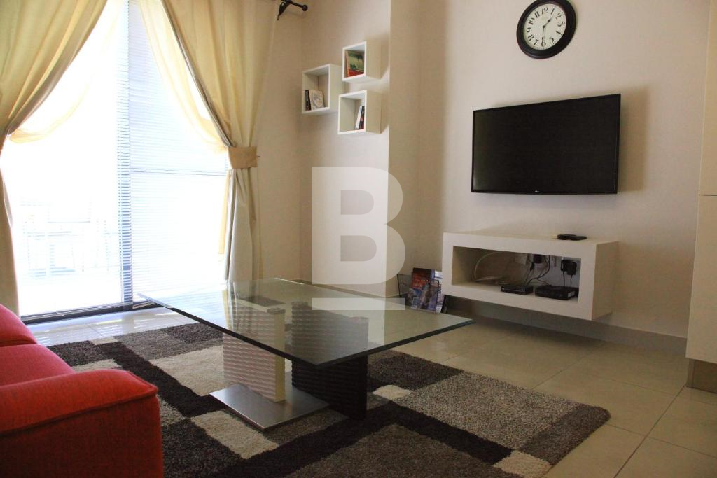 P_305530_Living_room_-_smart_TV.
