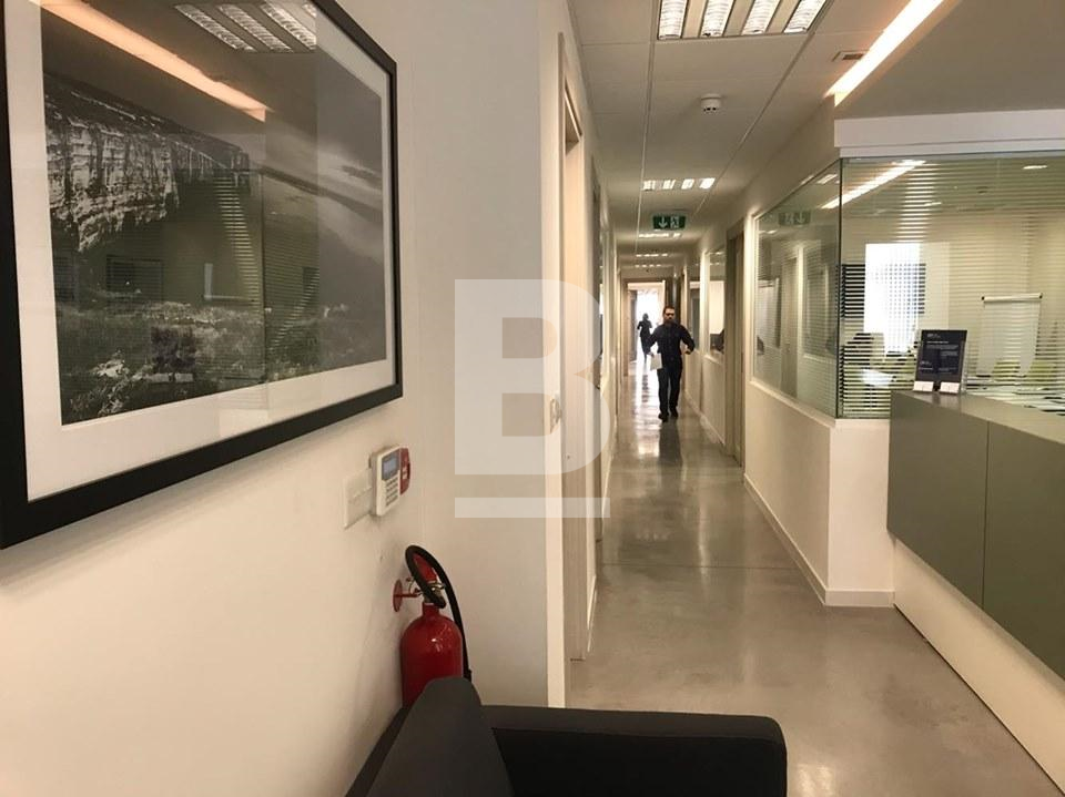 P_305870_Reception_Foyer_2nd_flo