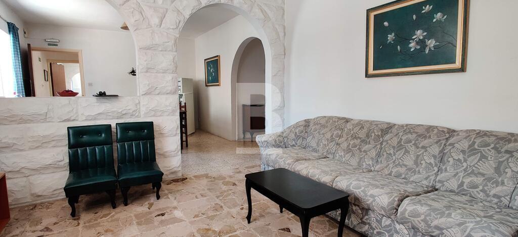 3 bed Apartment for rent - Image 1