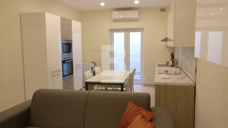 P_306324_kitchen_living_b_flat_1
