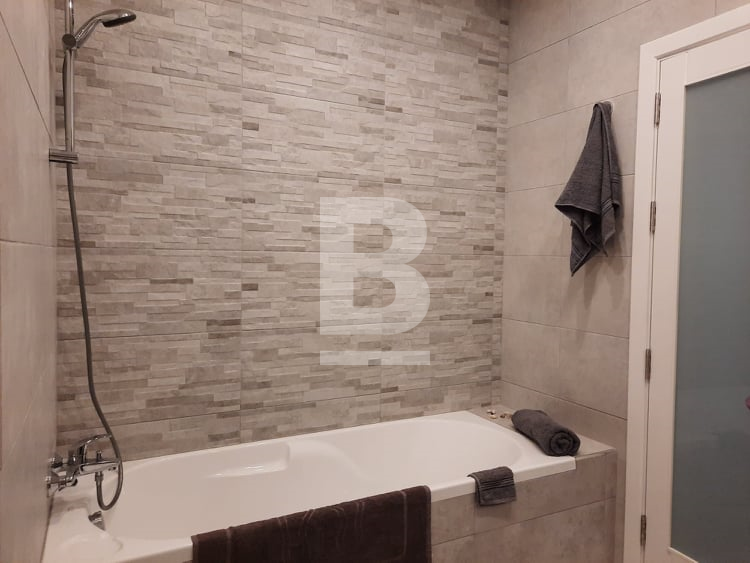 P_306329_bathroom_flat_2_b.jpg