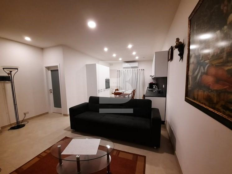 P_306329_flat_2_3d_a.jpg