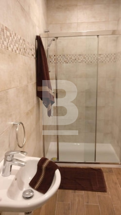 P_306329_main_bed_ensuite_flat_2