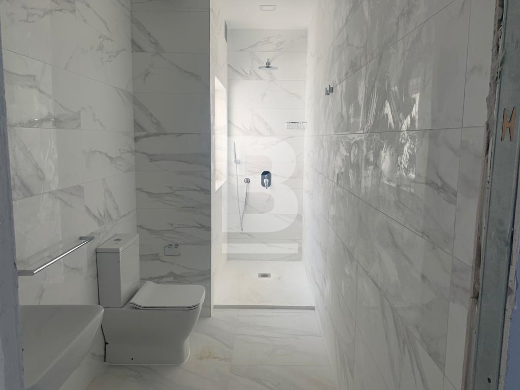 P_306495_SHOWER_4_-_Copy.JPG